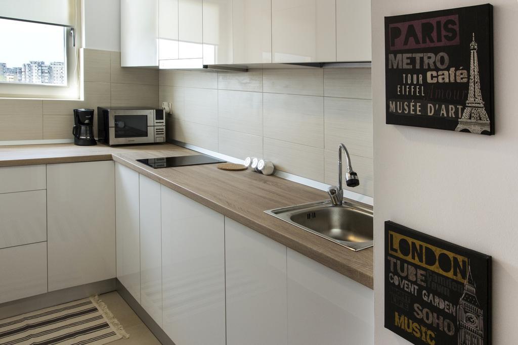 Studio R By Mrg Apartments Bucarest Esterno foto