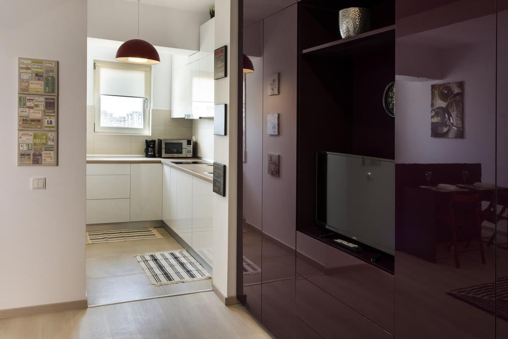 Studio R By Mrg Apartments Bucarest Esterno foto